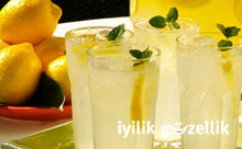 Bağırsak gazı ve şişkinlik için limon suyu